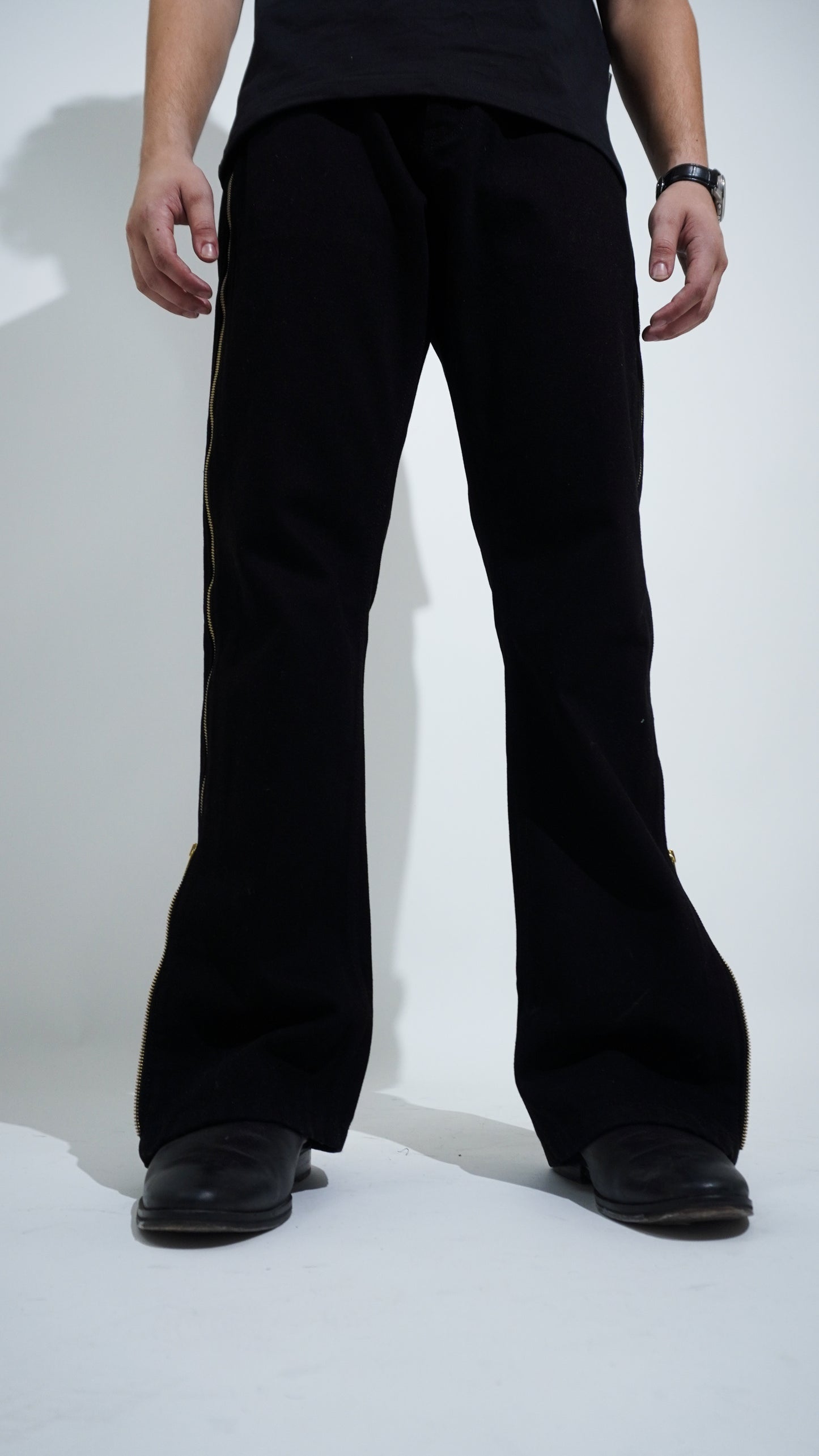 Sidesweep Denims (Black)