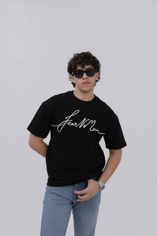 BLACK ESSENTIAL TSHIRT