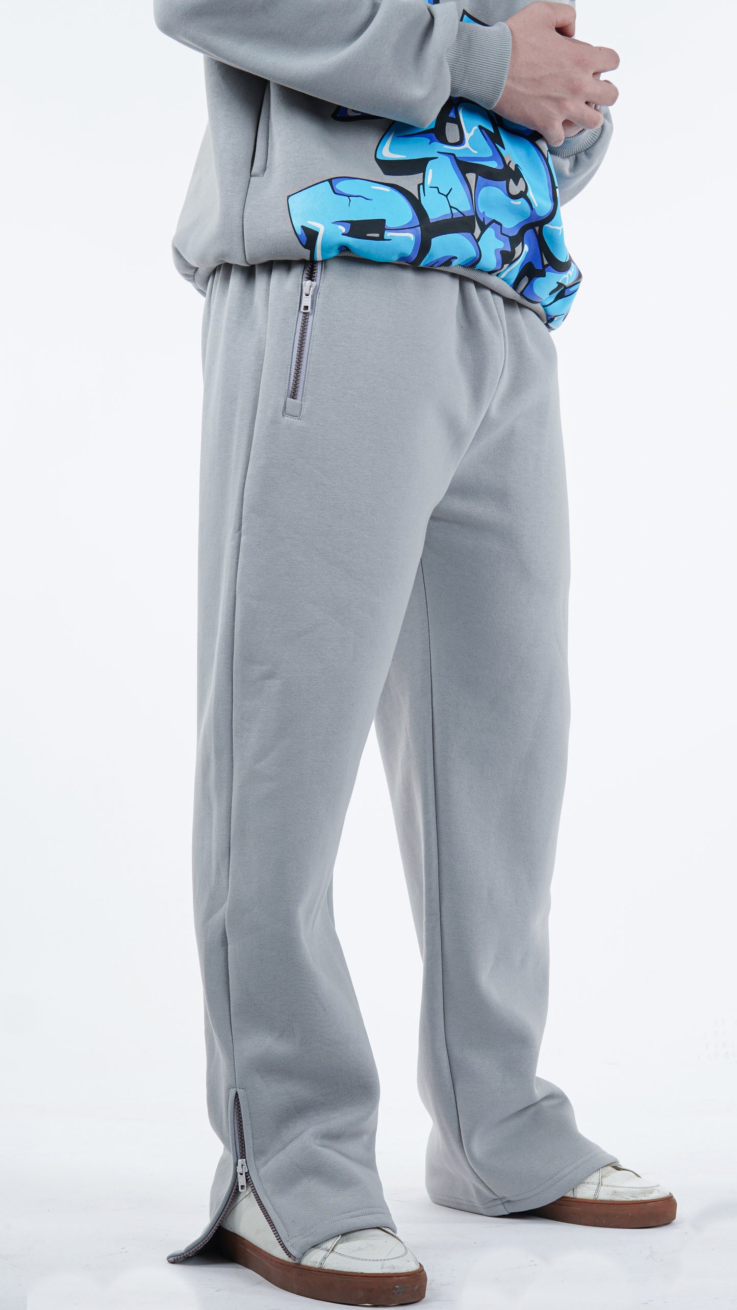 BASIC GREY TRACKPANTS