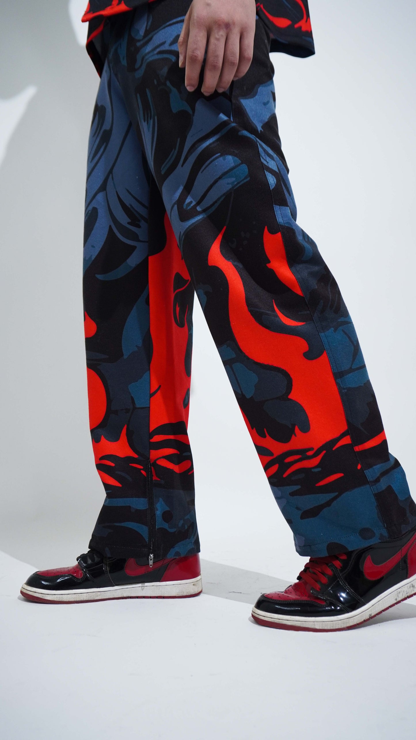 Abstract Pants