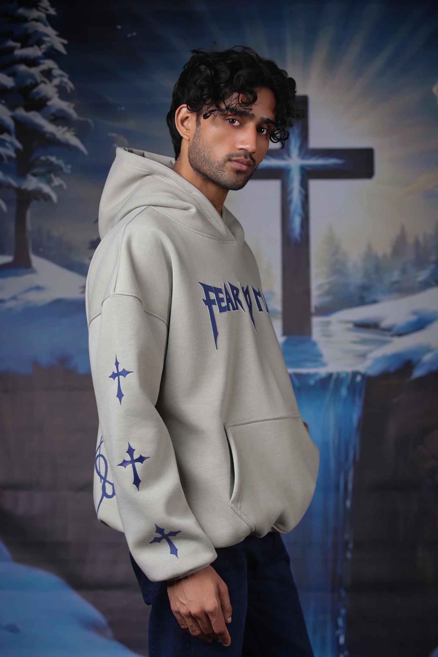 ETERNAL MARK HOODIE (GREY)