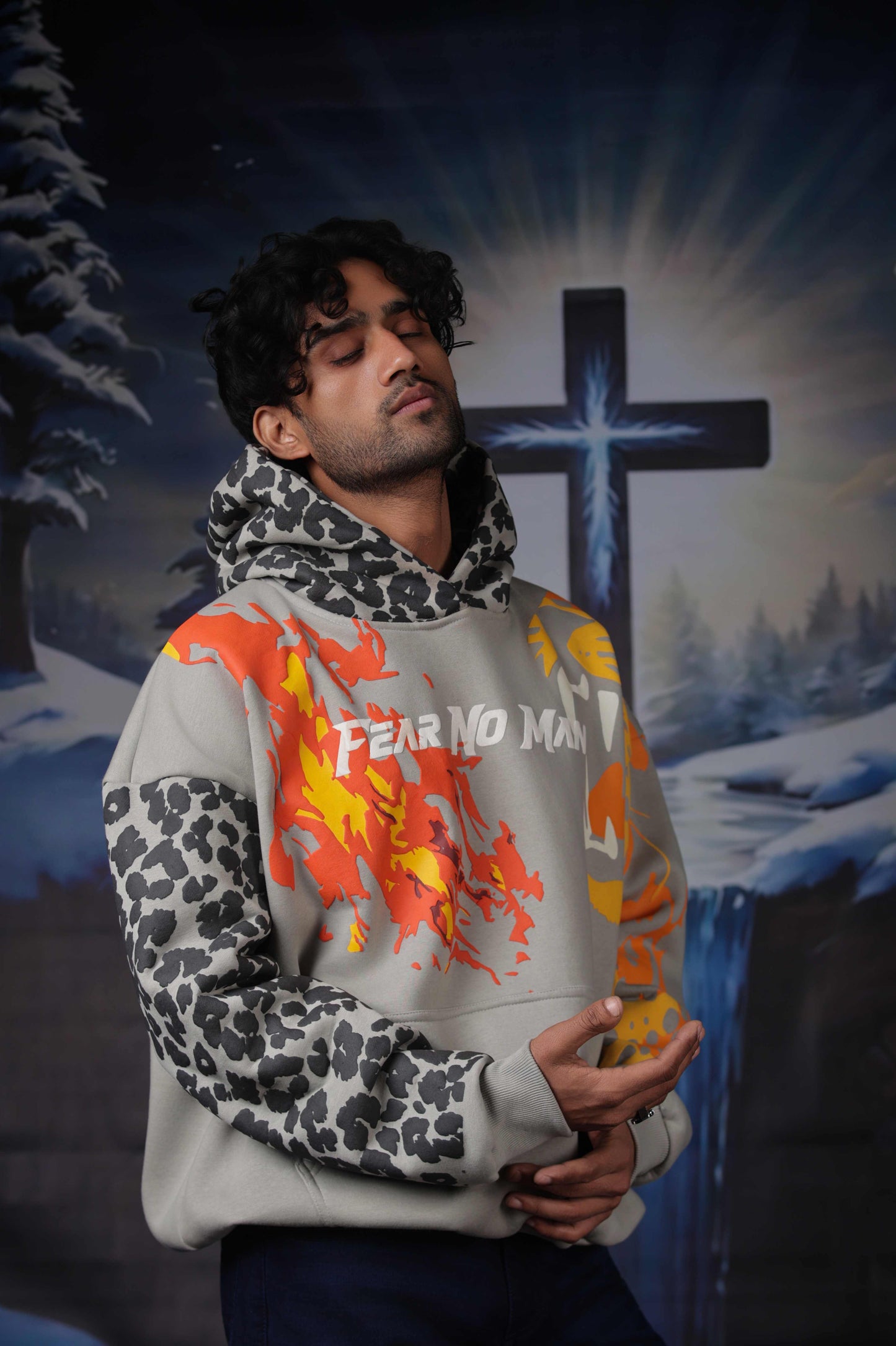 DOMINANCE HOODIE (GREY)