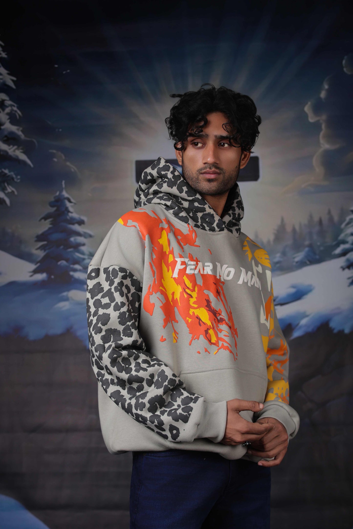 DOMINANCE HOODIE (GREY)