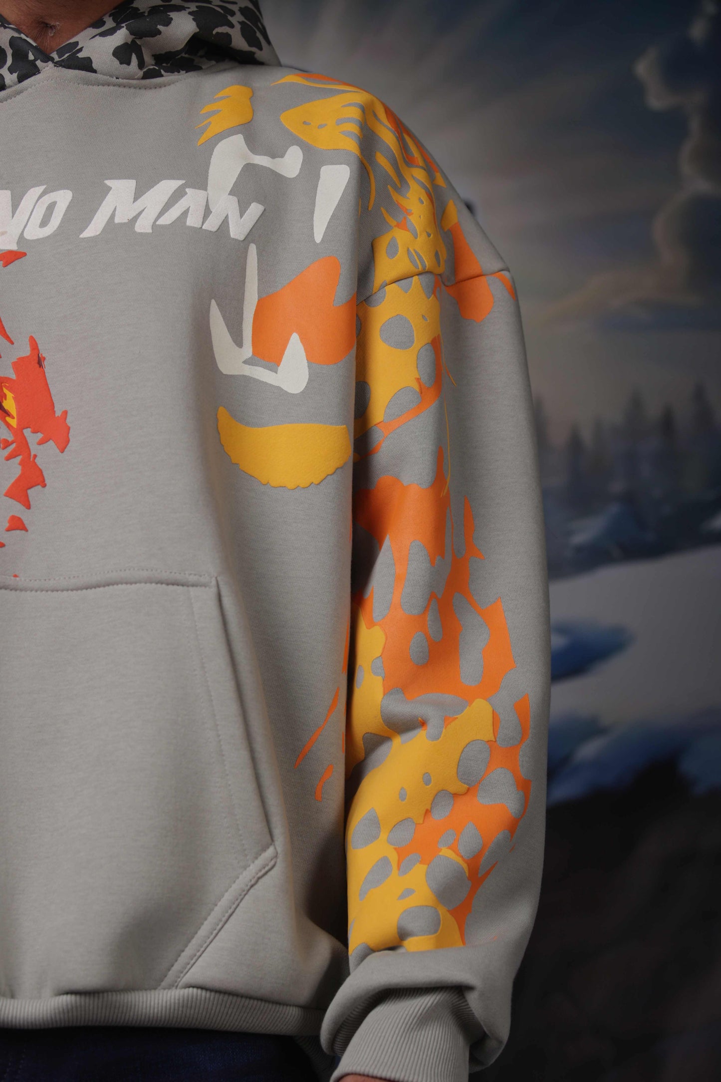 DOMINANCE HOODIE (GREY)