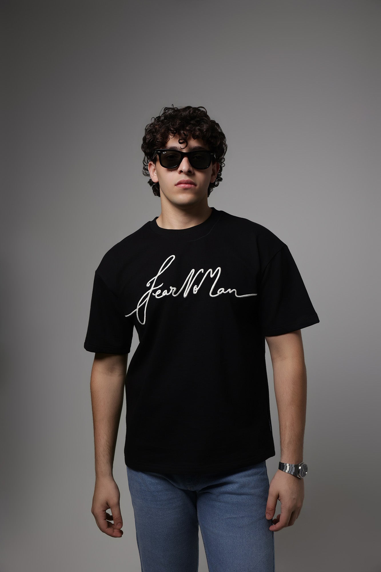 BLACK ESSENTIAL TSHIRT
