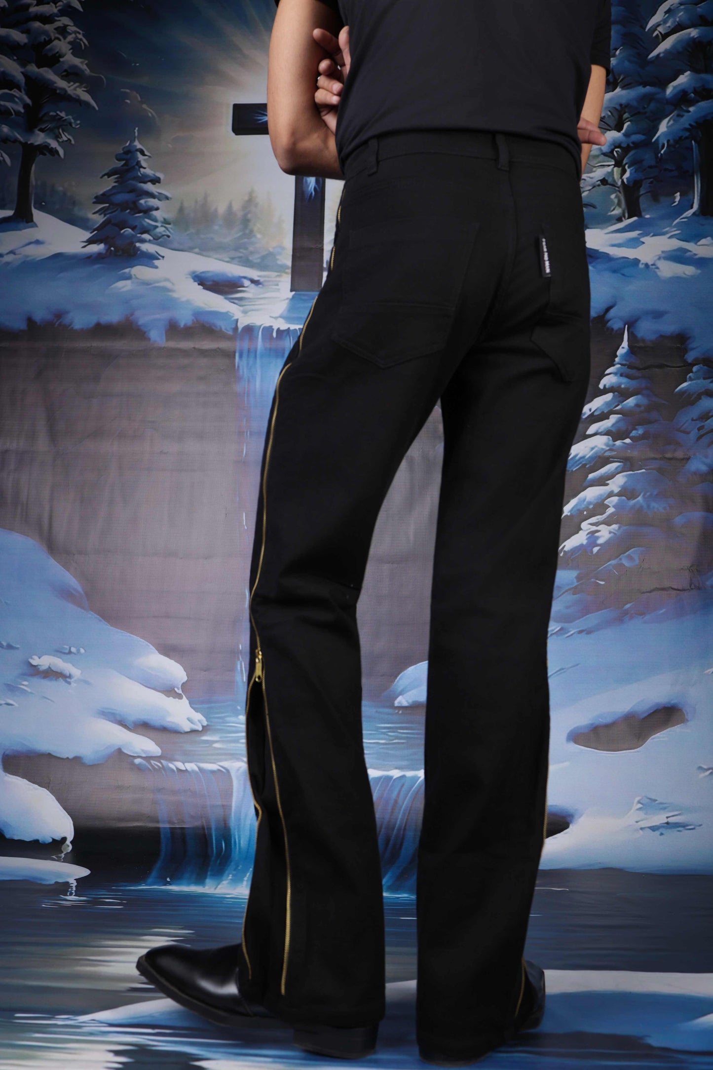 Sidesweep Denims (Black)