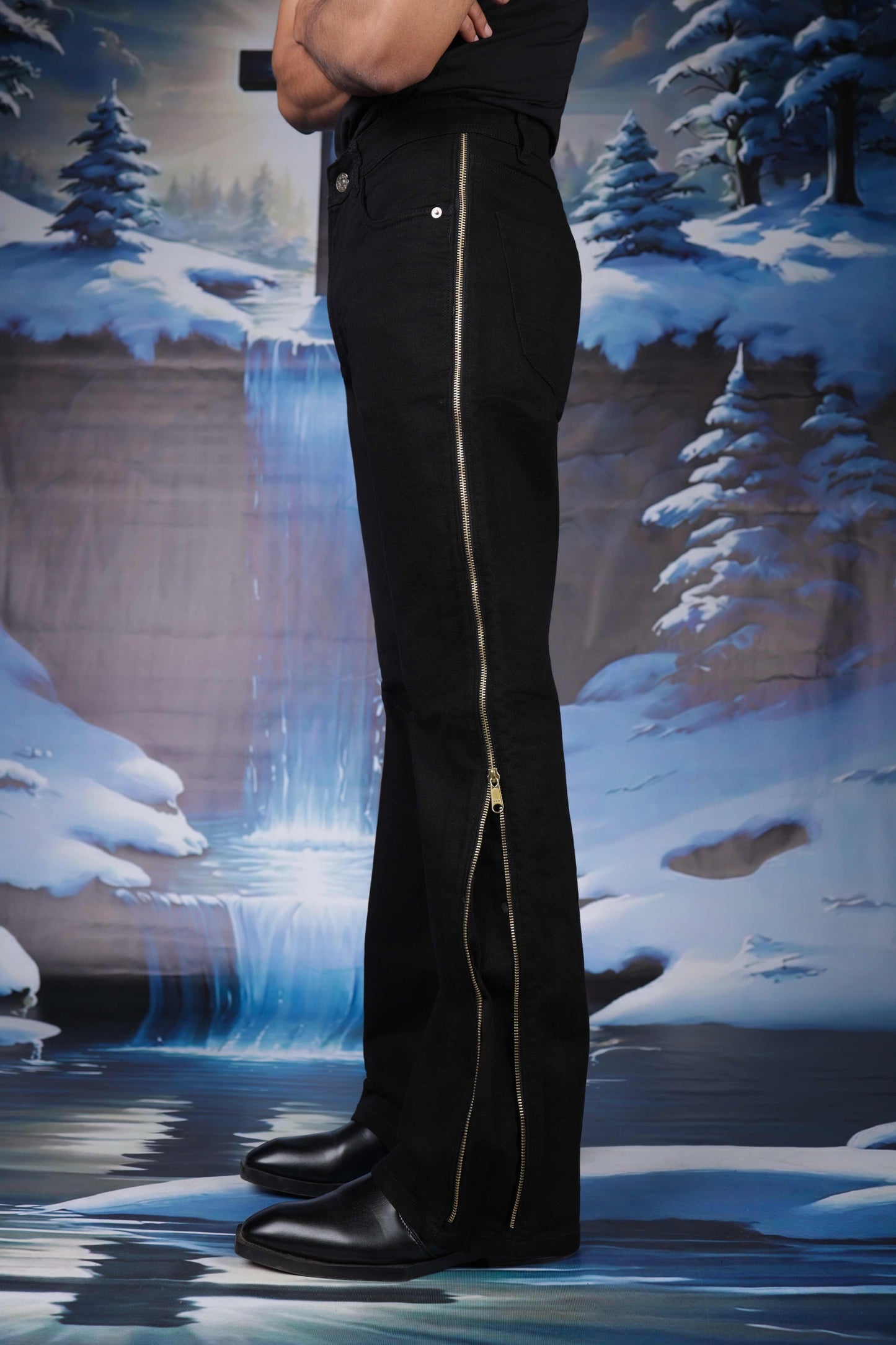 Sidesweep Denims (Black)