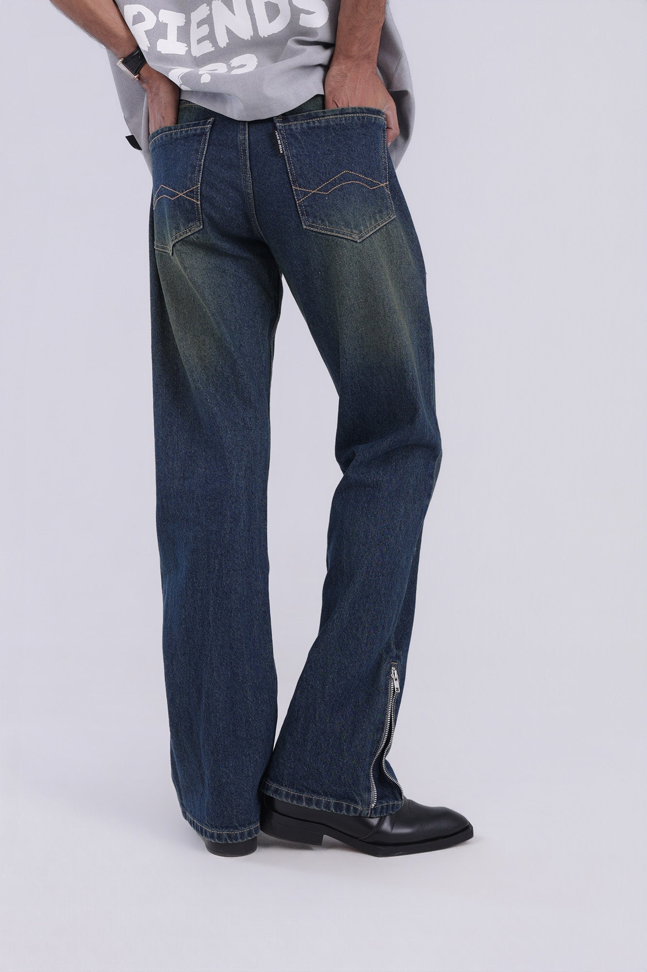 TINT WASHED BOOTCUT DENIM