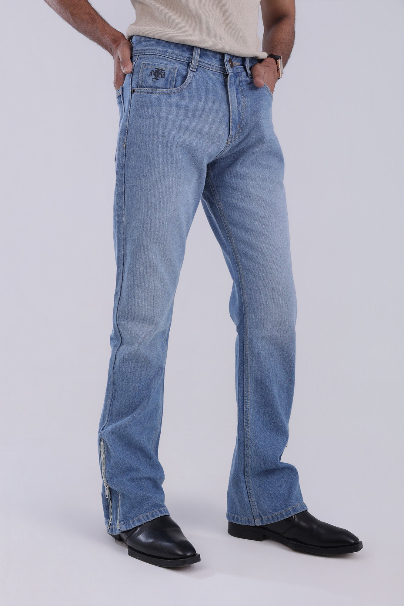 BLUE WASHED BOOTCUT DENIM
