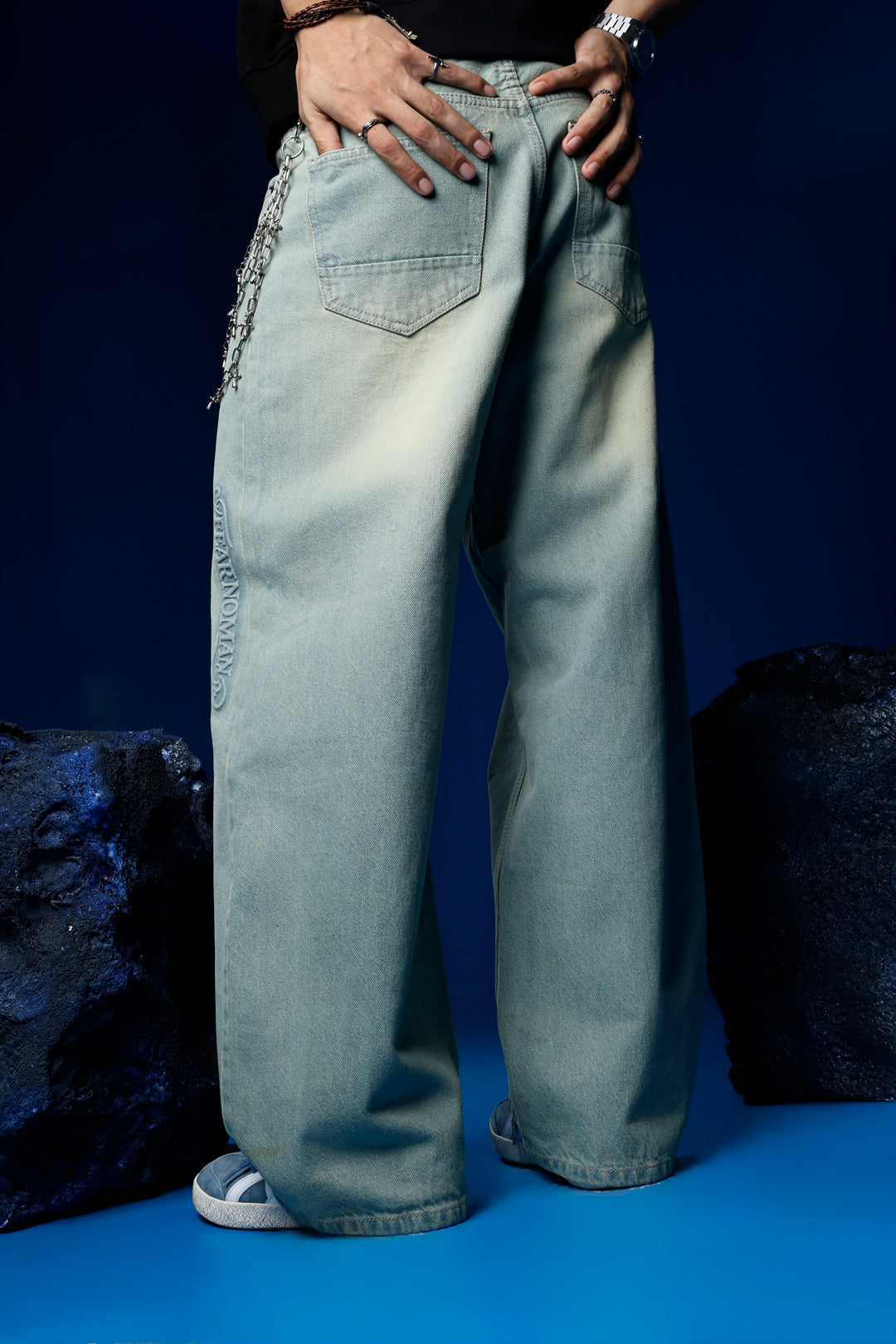 Vintage Wash Barrel Denim