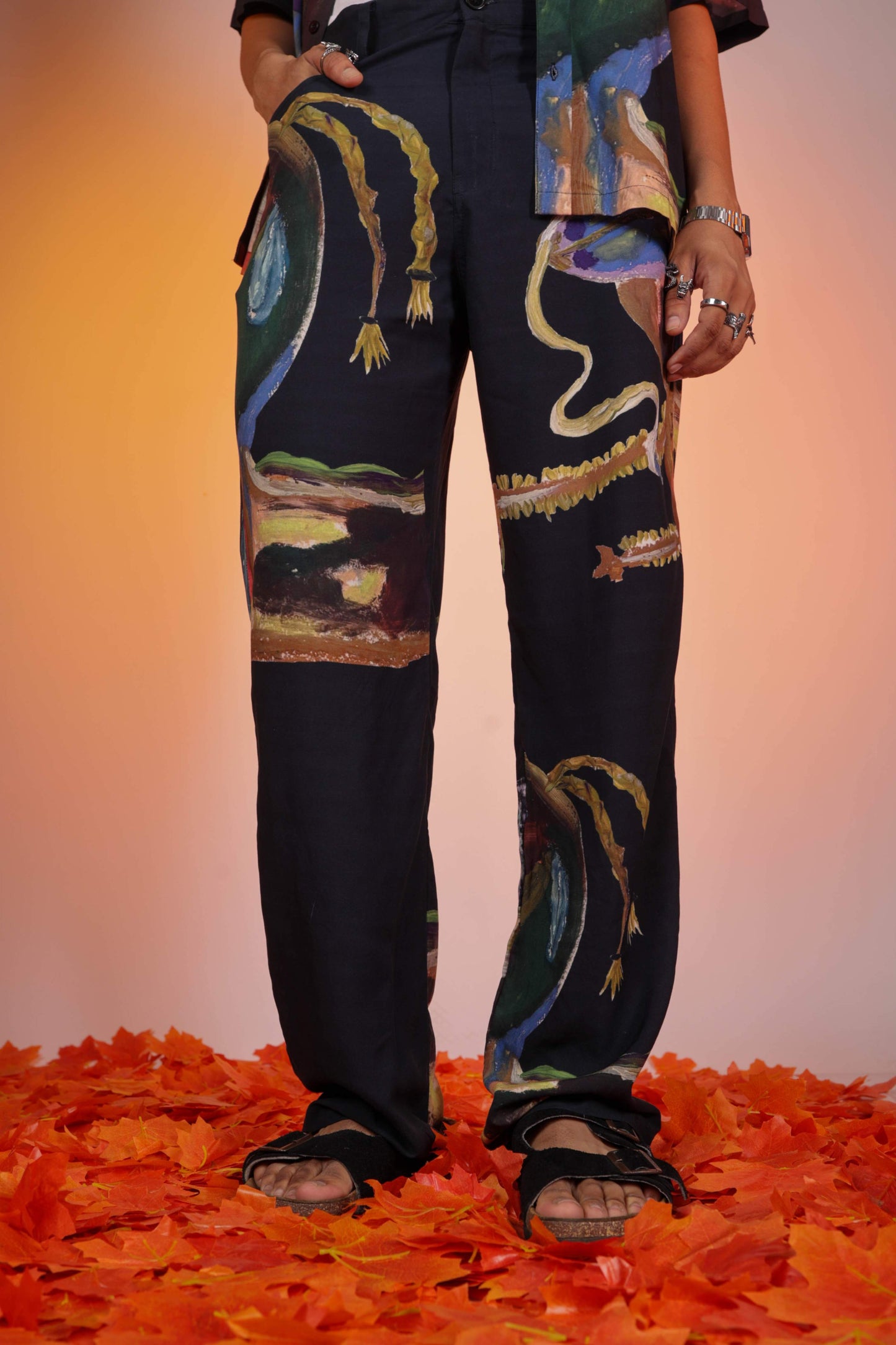 Abstract Era Pant